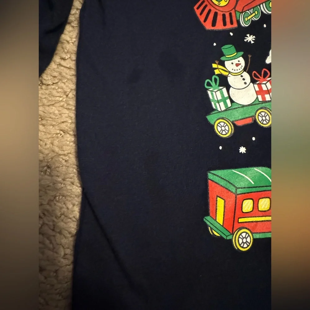 Set of 2 Christmas Long Sleeve t shirts 4T Children’s Place Train Crane Red Blue
